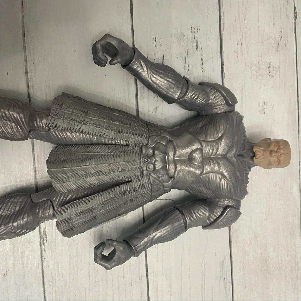 DC Justice League Steppenwolf Action Figure 12